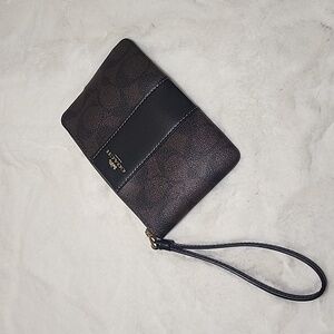 COACH Corner Zip Wristlet in Signature Canvas with Stripe